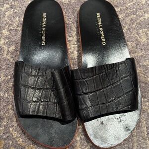 Regina Romero Black Slide Sandals in 6.5